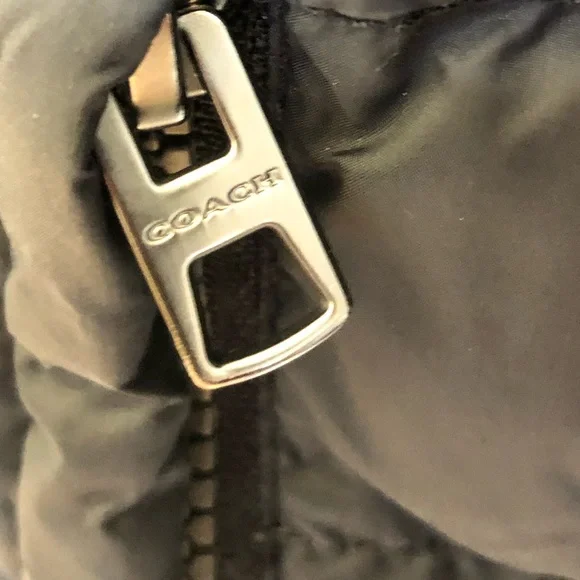 COACH REVERSIBLE JACKET fits like a small